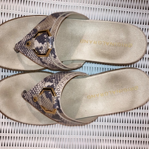 Cole Haan Original Grand Flatform(Platform) Python Snake Print Thong Sandal, - Picture 7 of 9